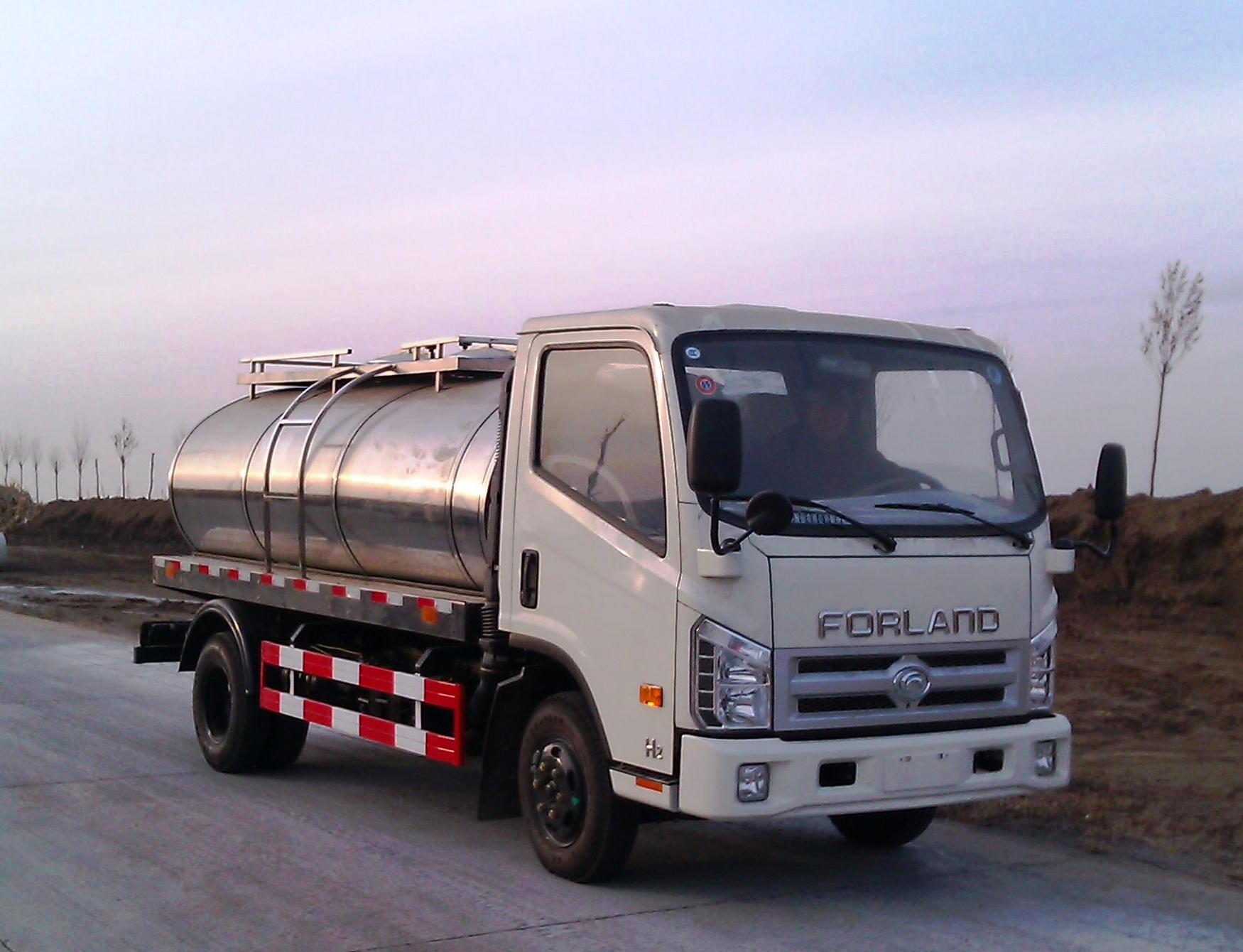 供應(yīng)東風(fēng)國(guó)五5m3鮮奶運(yùn)輸車(chē)