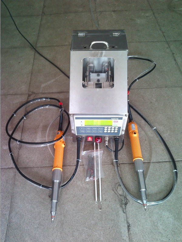 （雙頭） 全自動(dòng)擰螺絲機(jī) 全自動(dòng)手打批螺絲機(jī) 自動(dòng)擰螺絲機(jī)價(jià)格 自動(dòng)擰螺絲機(jī)生產(chǎn)廠家 中山自動(dòng)擰螺絲機(jī) 坦洲自動(dòng)擰螺絲機(jī)