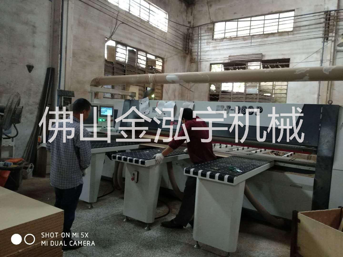佛山電腦鋸MJ-330P廠家* 金泓宇高速重型電腦裁板鋸