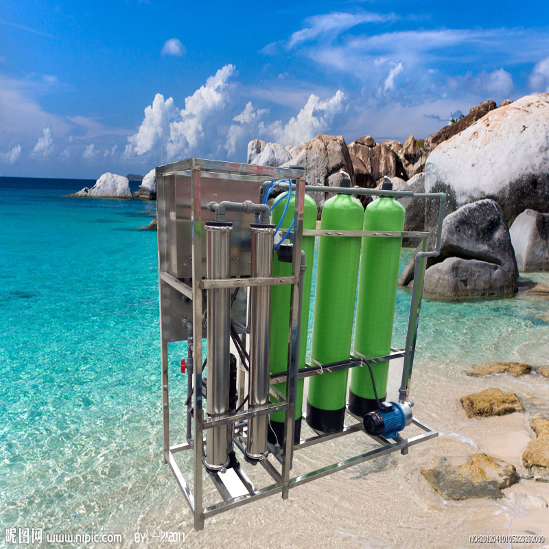 臨清友昵環(huán)保批發(fā)純凈水生產(chǎn)設(shè)備 臨清友昵批發(fā)凈水設(shè)備、工業(yè)純水 批發(fā)反滲透設(shè)備、原水處理設(shè)備