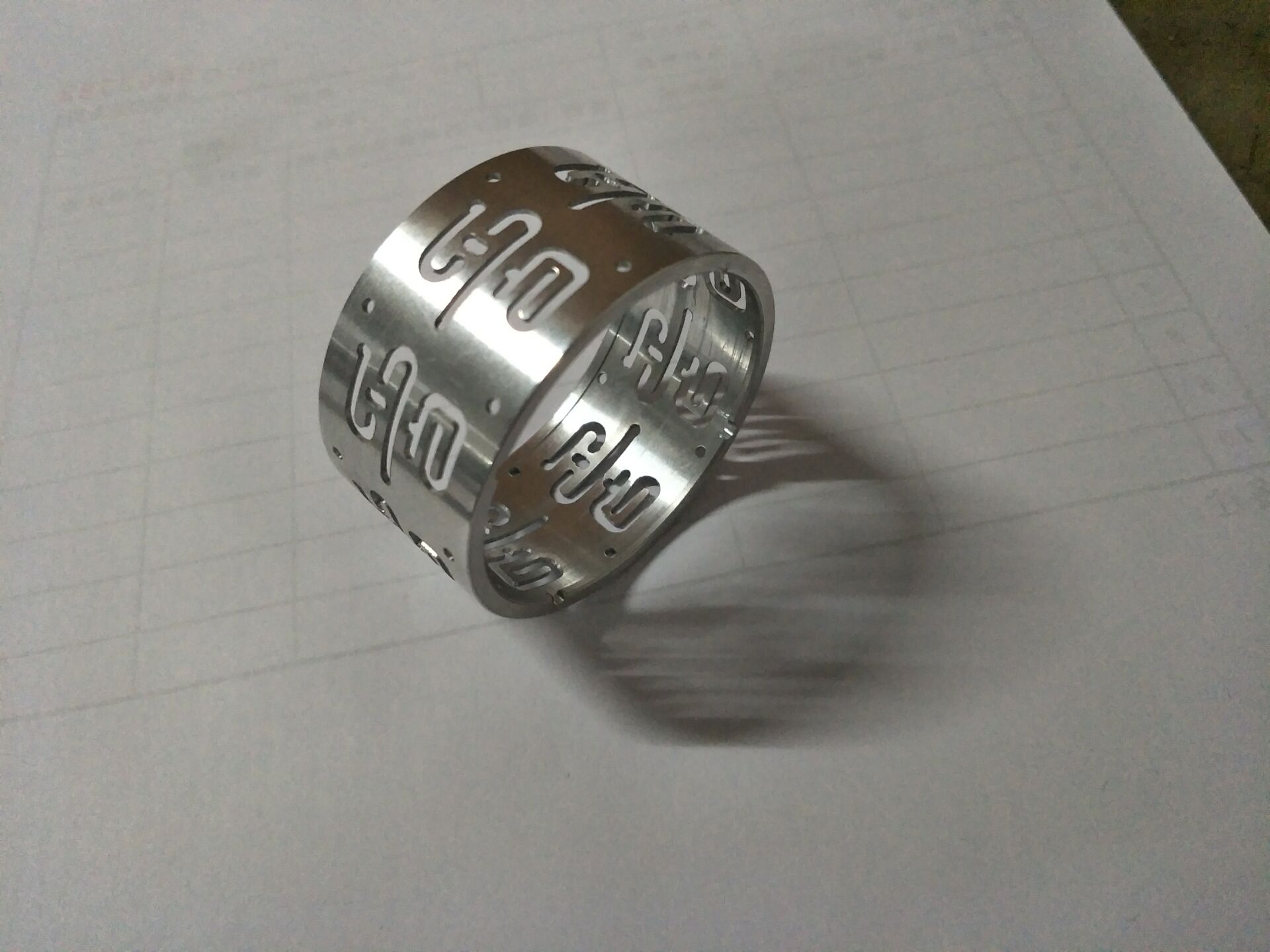 本廠設(shè)備數(shù)控車銑復(fù)合機(jī)，非標(biāo)零件加工。