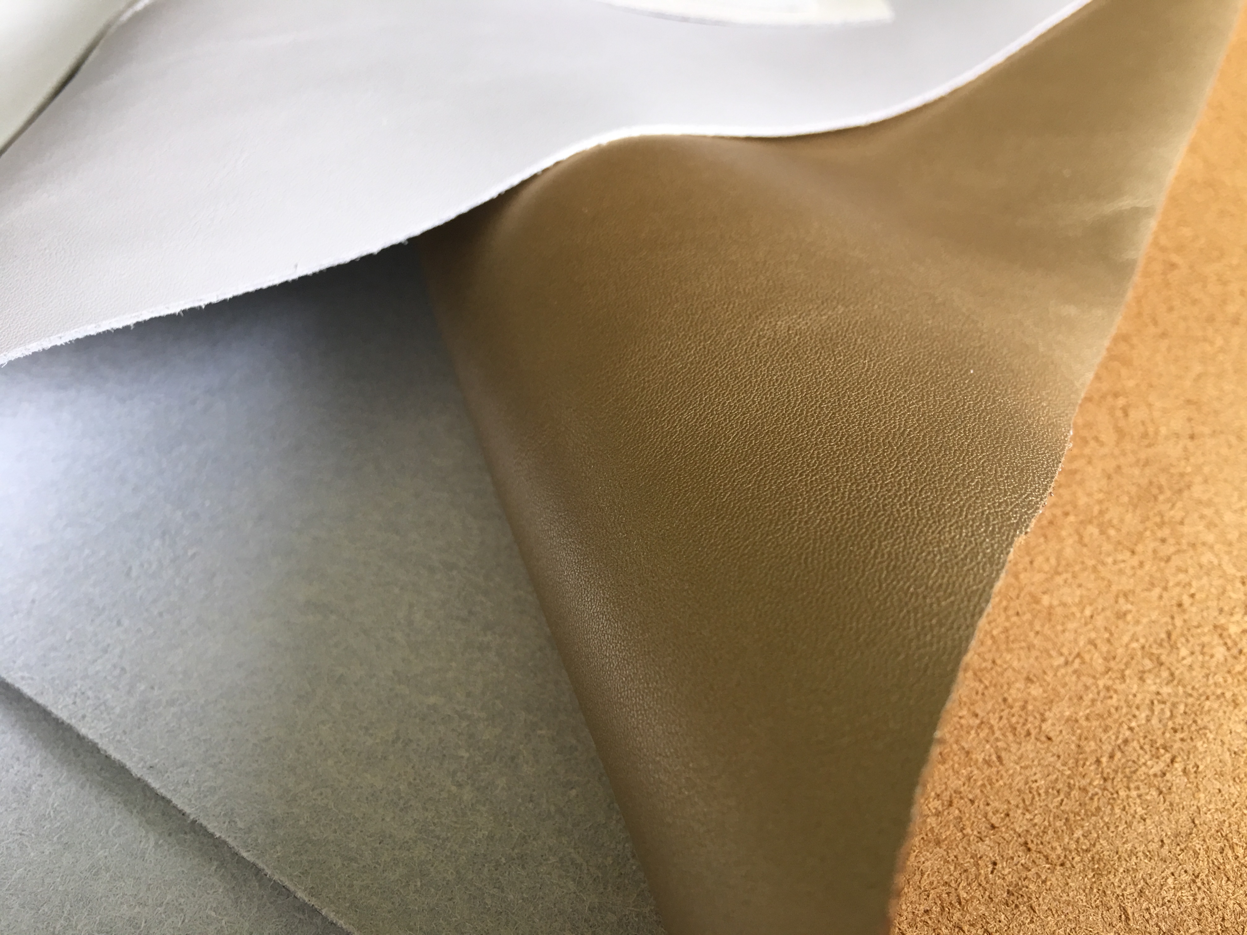 牛紋超纖 廣東牛紋超纖供應(yīng)商 東莞皮革生產(chǎn)廠家