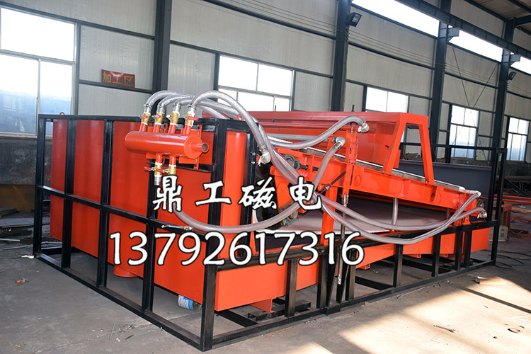 石英砂磁選機(jī)石英砂強(qiáng)磁磁選機(jī) 石英砂干式強(qiáng)磁磁選機(jī)