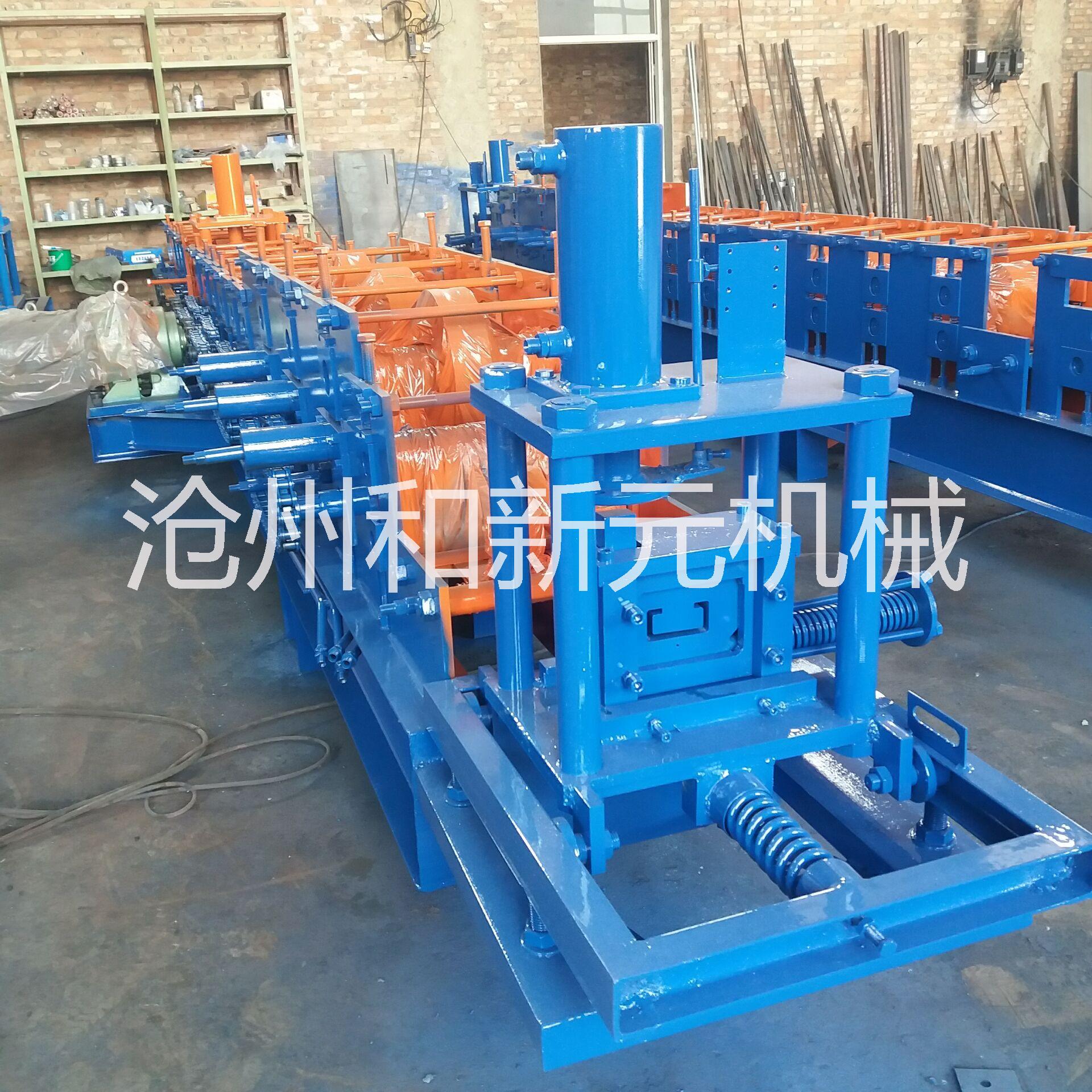山東無(wú)極沖孔C型鋼機(jī)全自動(dòng)C型鋼成型機(jī)批發(fā)市場(chǎng)