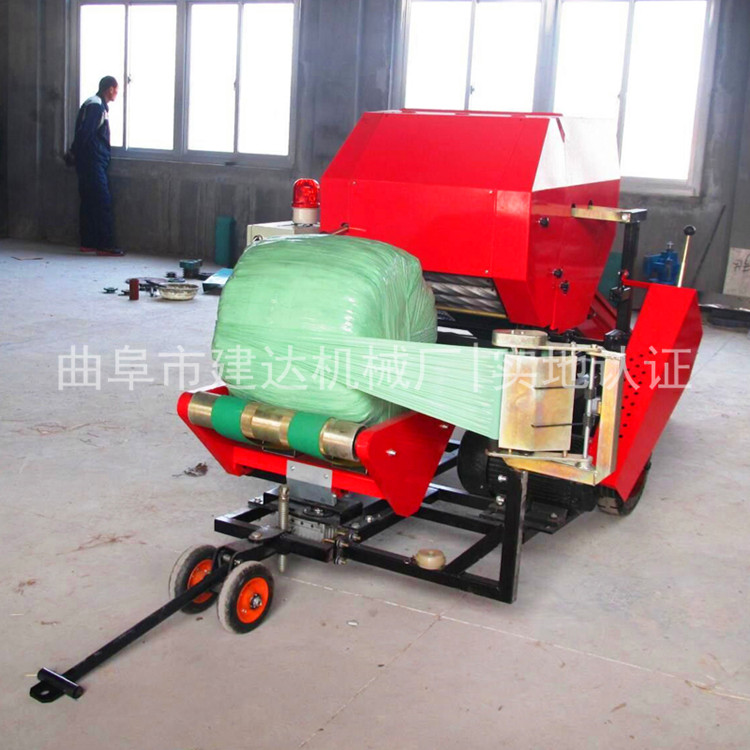 小型玉米青貯打捆機(jī)圖片 小型稻草打捆機(jī)視頻播放