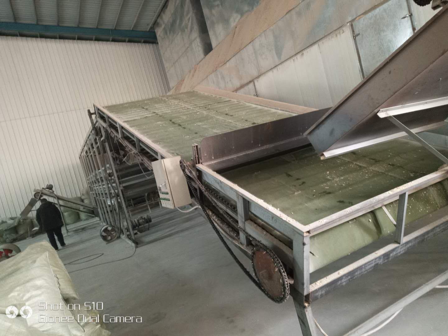 蒜片機(jī) 瑪麗亞大蒜加工設(shè)備烘干 蒜片加工設(shè)備 大蒜烘干 大蒜機(jī)械 瑪麗亞大蒜加工設(shè)備烘干 蒜片機(jī) 瑪麗亞大蒜加工設(shè)備烘干