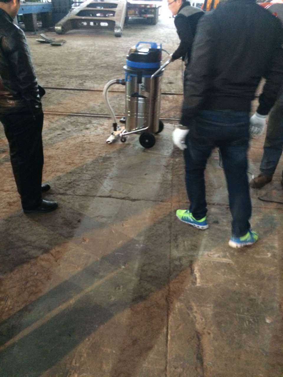 西安工廠用吸塵器 凱德威GS-3078P推吸式工業(yè)吸塵器