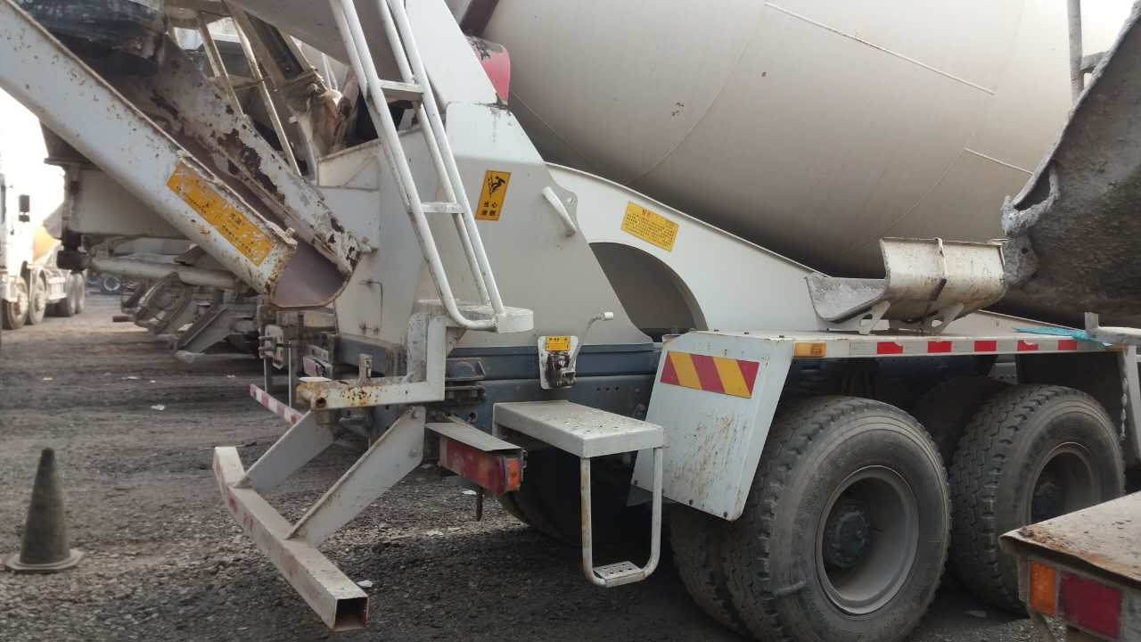 二手混凝土攪拌車，歐曼混凝土攪拌車