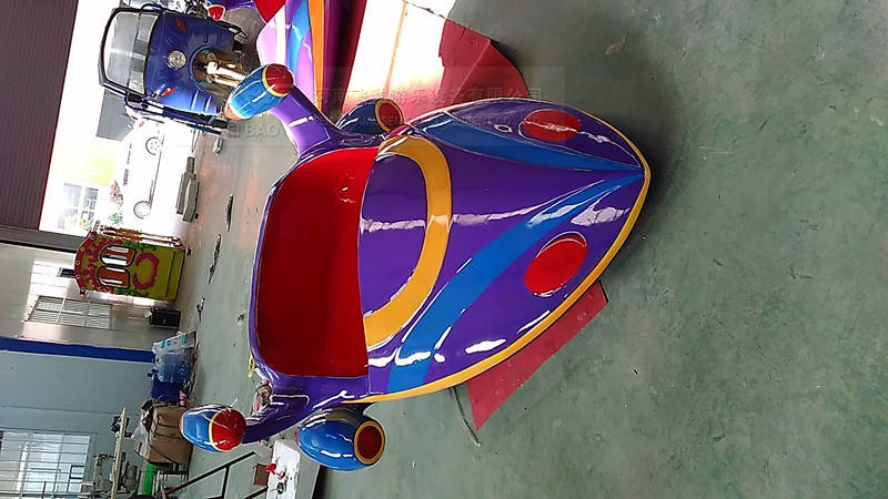 供應廠家直銷兒童游樂設備自控飛機 廠家直銷6臂，8臂自控飛機 廠家直銷6臂8臂自控飛機價格