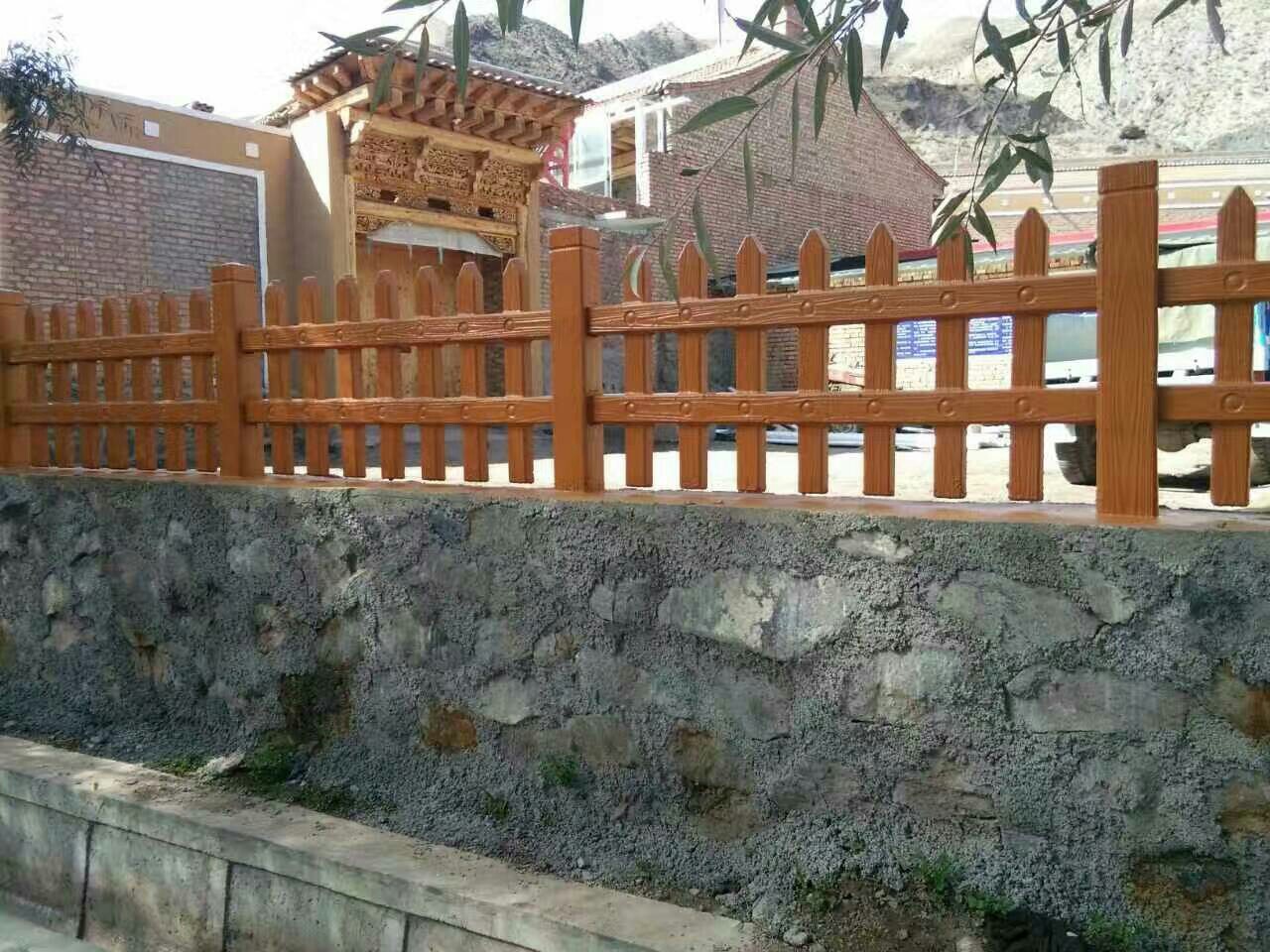 仿木柵欄仿木柵欄產(chǎn)品