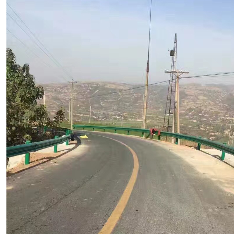 濟(jì)南波形護(hù)欄 雙波護(hù)欄生產(chǎn)廠家