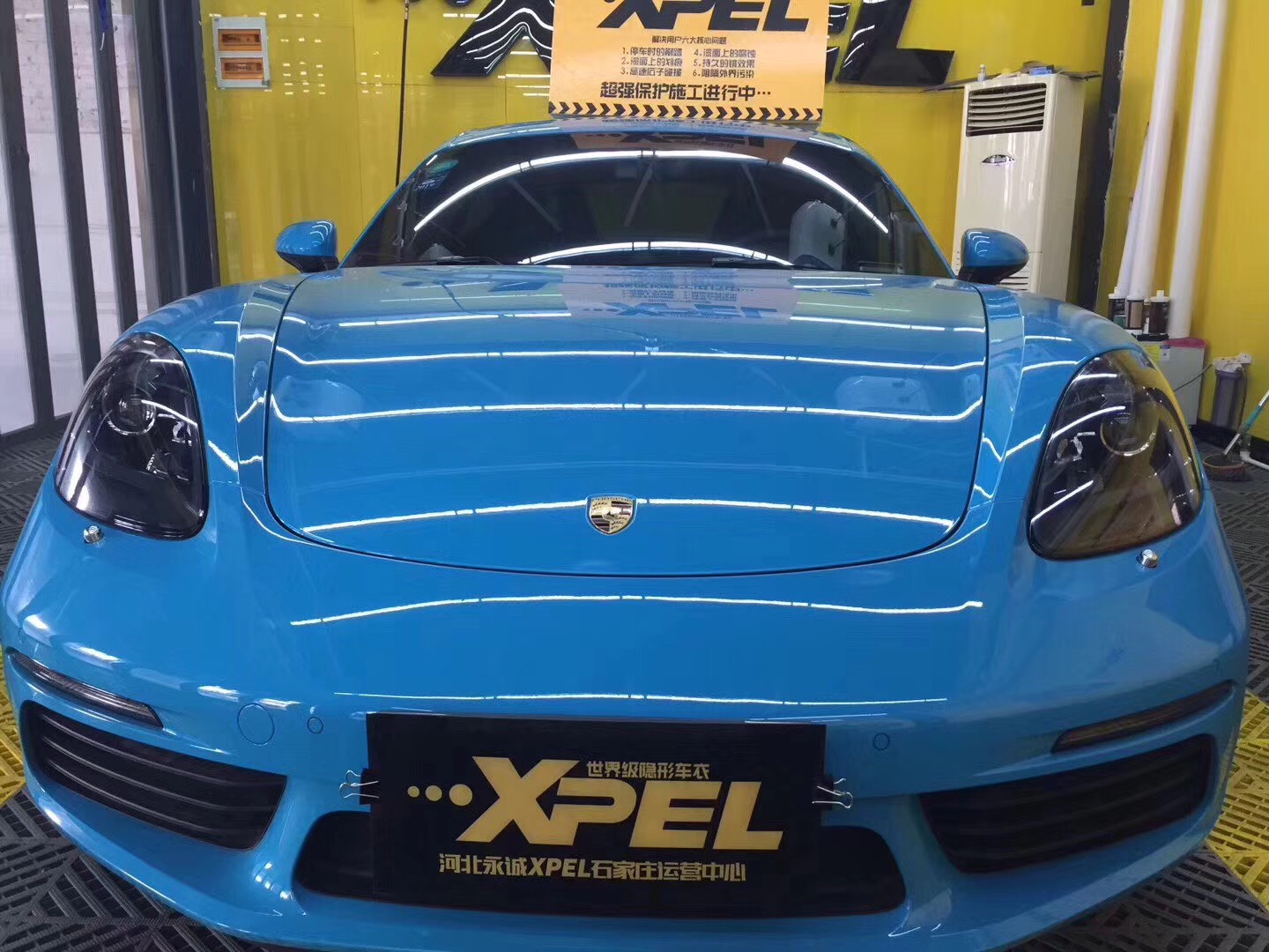 XPEL石家莊授權(quán)，保時捷718裝貼XPEL隱形車衣