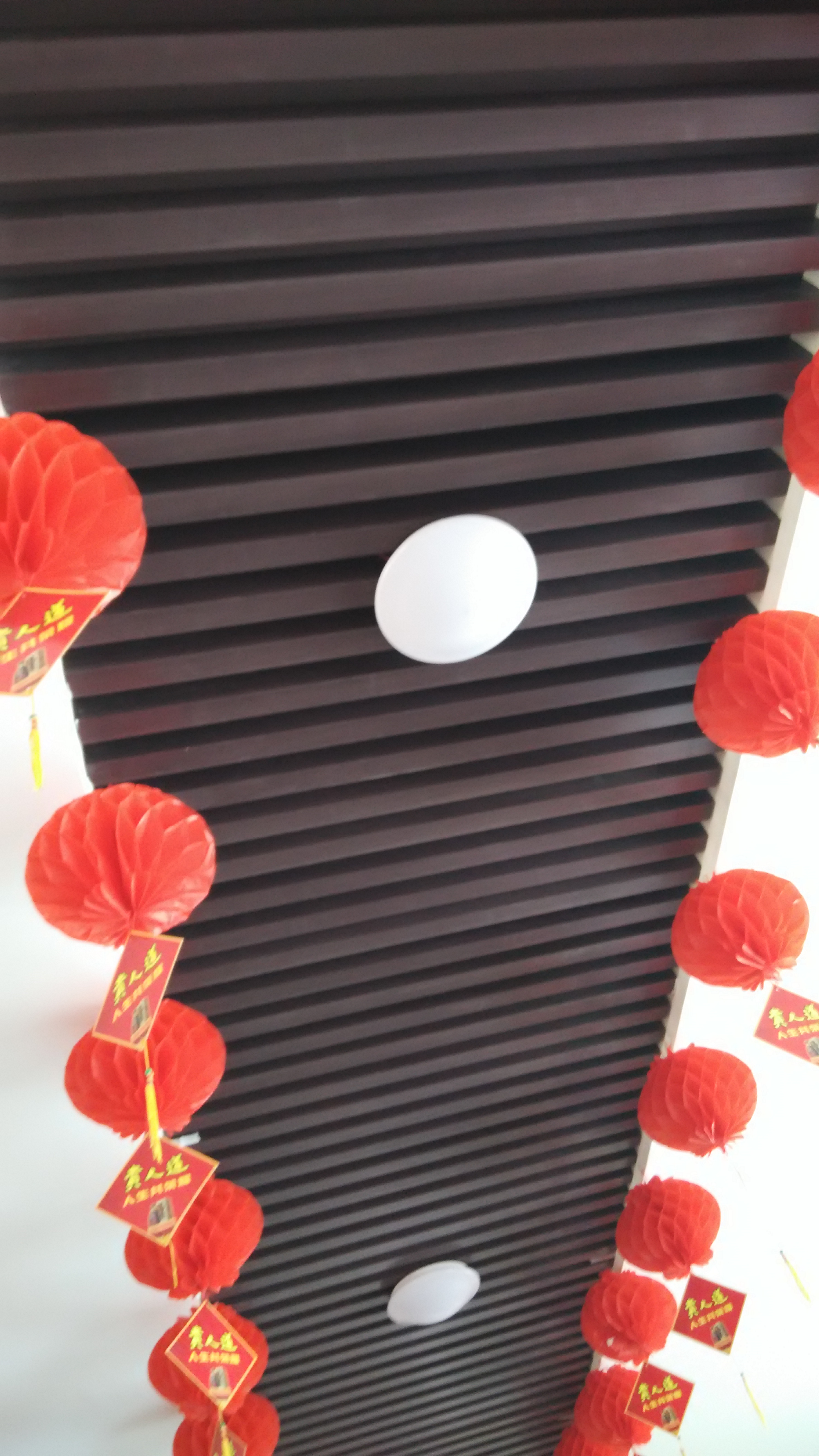 生態(tài)木吊頂U型天花生態(tài)木卡扣天花生態(tài)木吊頂批發(fā)