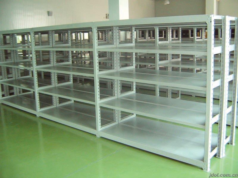 龍歸倉儲(chǔ)層板貨架，龍歸貨架廠家銷售橫梁貨架