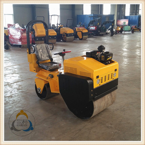 小型壓路機(jī) 微型壓路機(jī)質(zhì)量可靠的震動(dòng)壓路機(jī)