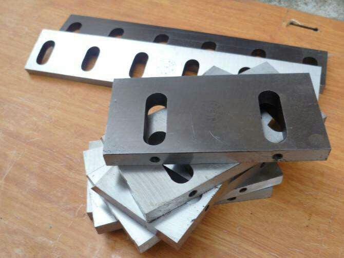 H13磨具鋼* 安徽專業(yè)生產(chǎn)粉碎機* 塑料粉碎機械* 粉碎機高強度耐磨*