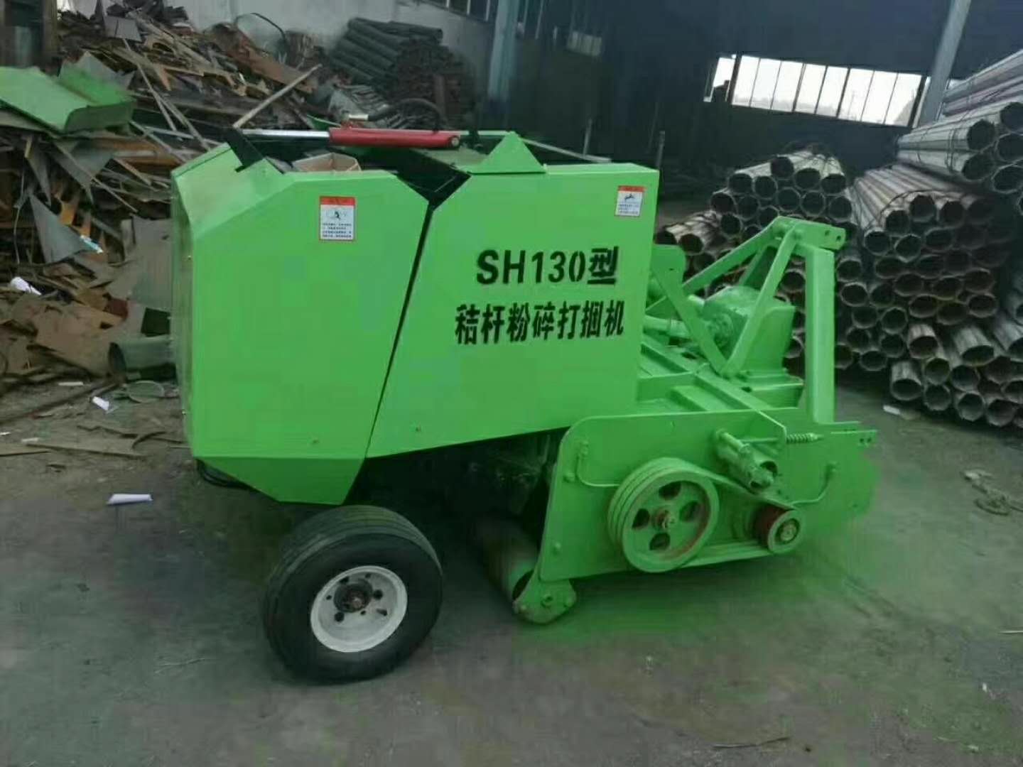 秸稈揉絲機(jī)哪家好？懸掛秸稈回收揉絲機(jī)廠家，秸稈回收揉絲機(jī)報(bào)價(jià)，秸稈揉絲機(jī)廠家