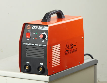 單管IGBT逆變直流手工弧焊機(jī) 華一管IGBT逆變直流手工弧焊機(jī)