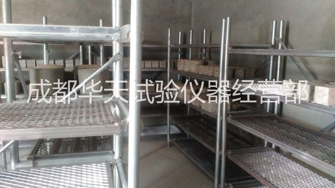 成都現(xiàn)貨批發(fā)混凝土養(yǎng)護室*鍍鋅管養(yǎng)護架試塊架標準養(yǎng)護室腳手架 試塊存放架 養(yǎng)護室鍍鋅管養(yǎng)護架 養(yǎng)護室鍍鋅管試塊養(yǎng)護架