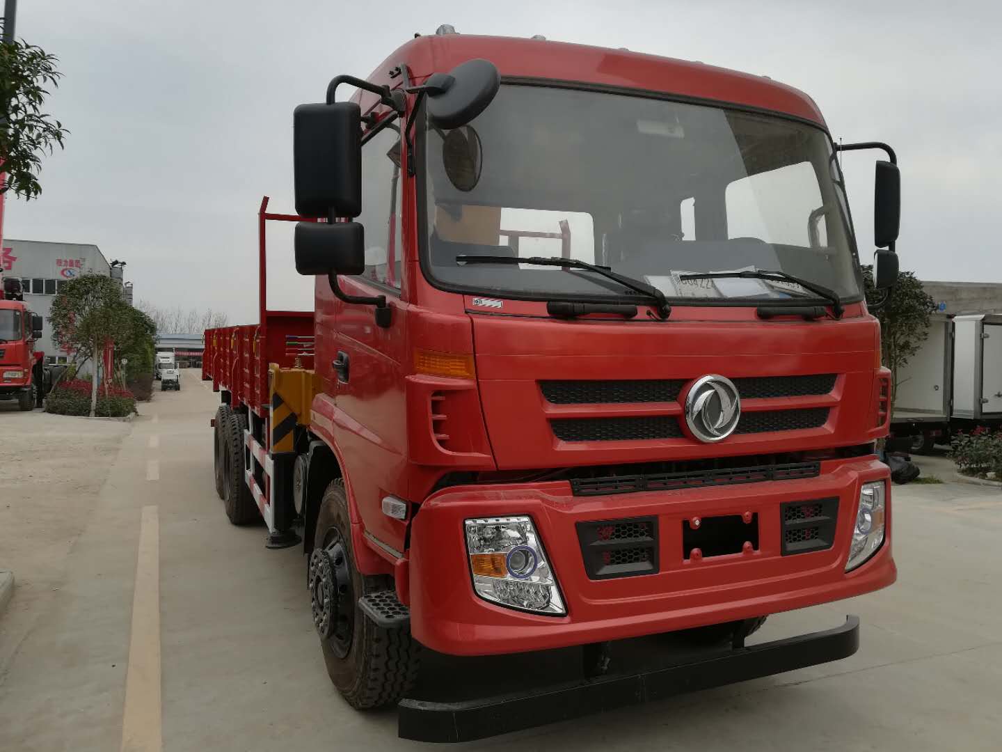 東風御龍配徐工10噸隨車吊  10噸隨車吊供應商  10噸隨車吊報價