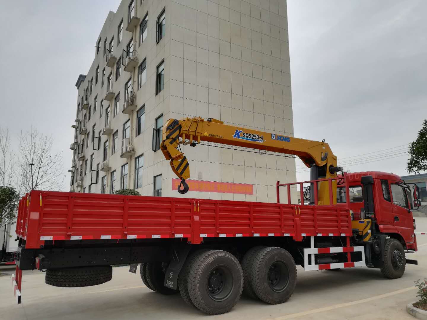 湖南東風御龍配徐工10噸隨車東風御龍廠家、價格、圖片  東風御龍批發(fā) 東風御龍廠家
