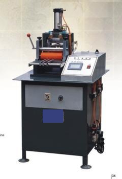 全自動(dòng)電腦商標(biāo)切帶機(jī) 廠家生產(chǎn) 商標(biāo)切帶機(jī) 經(jīng)濟(jì)型全自動(dòng)電腦切帶機(jī)