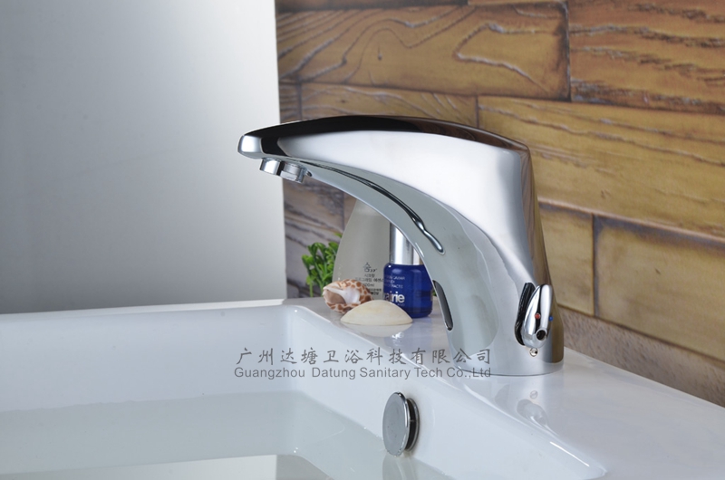 冷熱一體式感應(yīng)水龍頭 恒溫感應(yīng)水龍頭 冷熱調(diào)溫電子水龍頭 *豪華一體化自動(dòng)洗手器