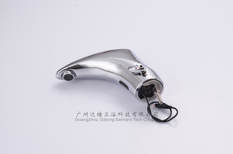 冷熱一體式感應(yīng)水龍頭 恒溫感應(yīng)水龍頭 冷熱調(diào)溫電子水龍頭 *豪華一體化自動(dòng)洗手器