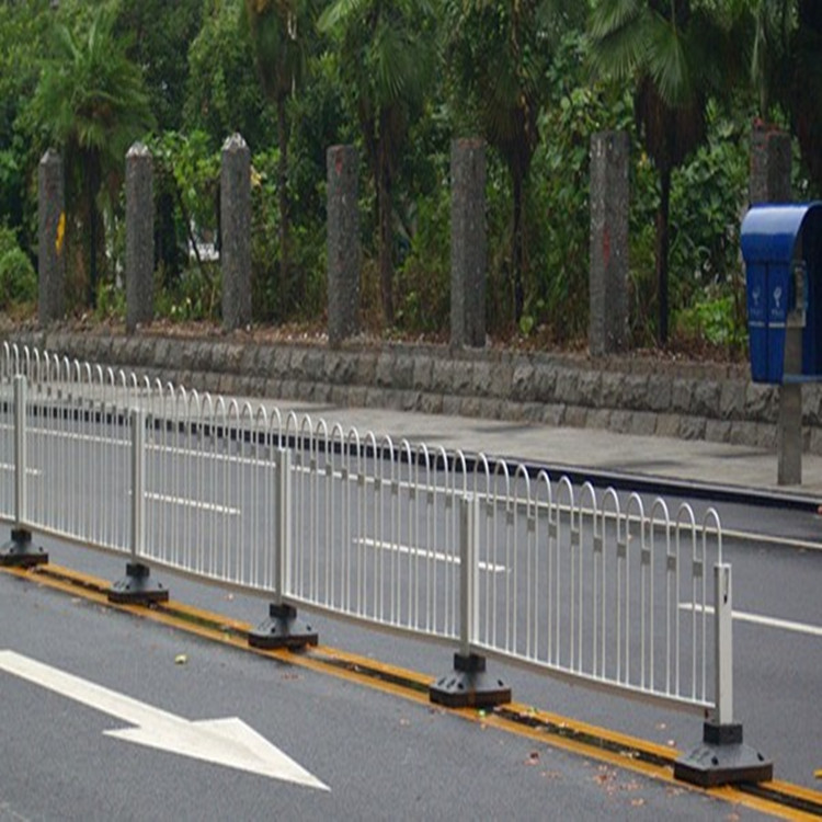 京式護欄 道路護欄 交通機動車護欄 人行道隔離欄