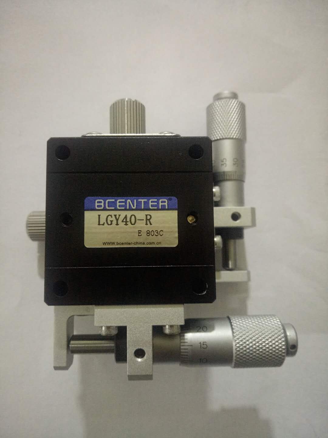 供應(yīng)：LGY40-R/L/C鋼條滾珠型X軸精密千分尺微調(diào)手動(dòng)位移平臺(tái) 精密位移平臺(tái) 精密位移平臺(tái)LGY40-R