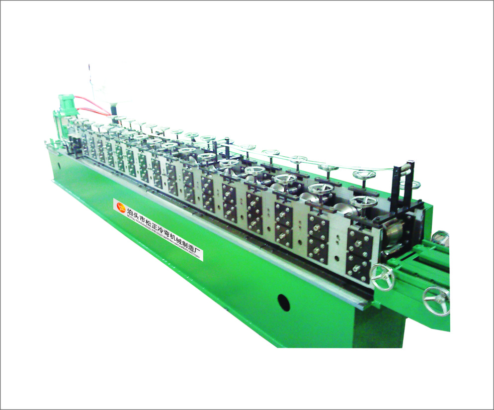 供應(yīng)800型卷簾門成型機以及各種型號卷簾門的圖片 800卷簾門機