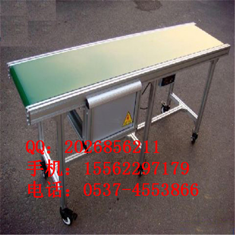 伸縮爬坡皮帶輸送機(jī)貨物裝車，伸縮爬坡皮帶輸送機(jī)運行高速