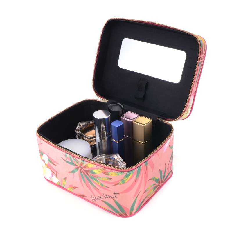 東莞化妝品皮盒包裝收納盒系列道出了包裝的真諦