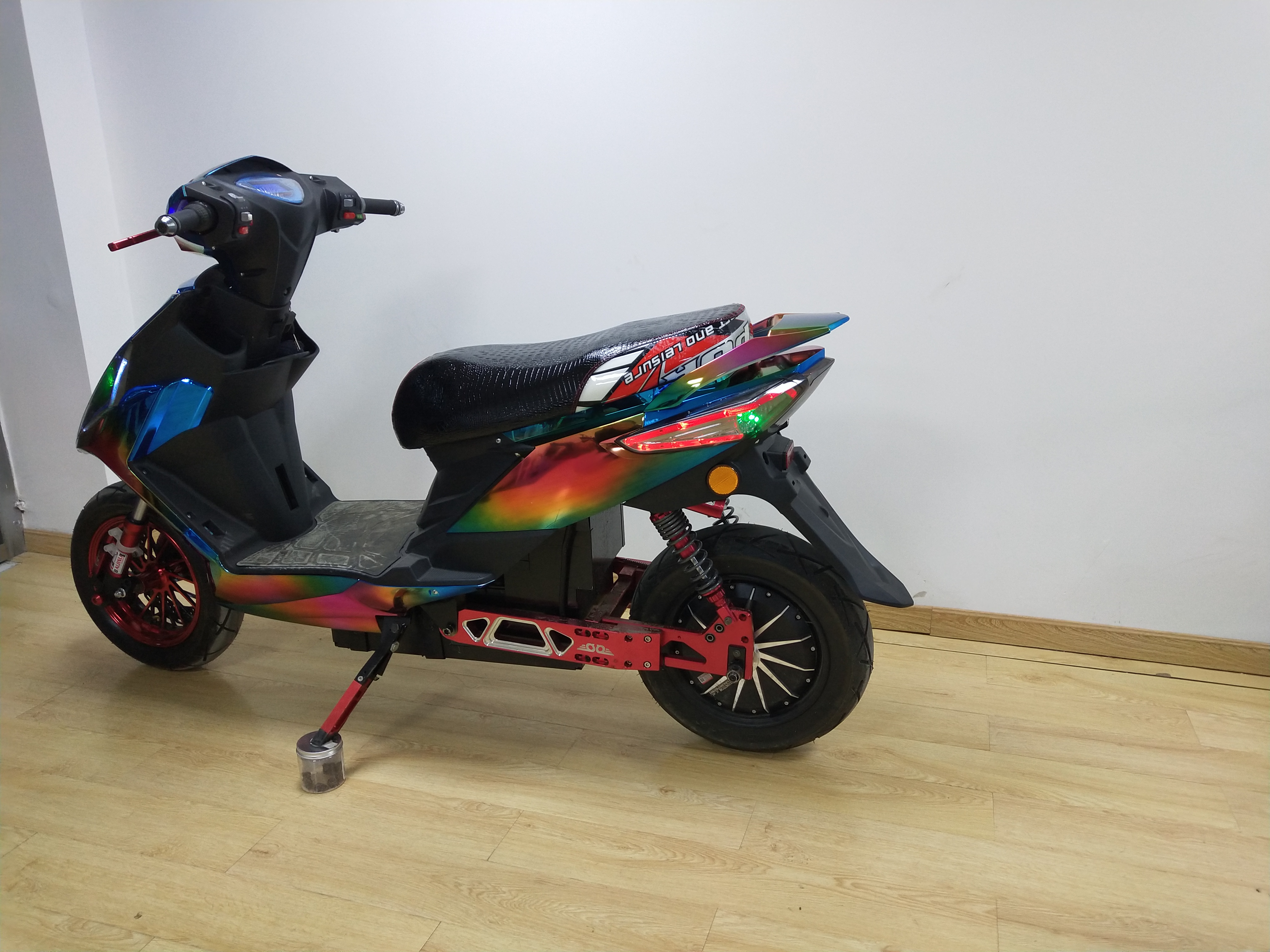 戰(zhàn)* 戰(zhàn)*酷車 改裝車 馬可波羅電動(dòng)車