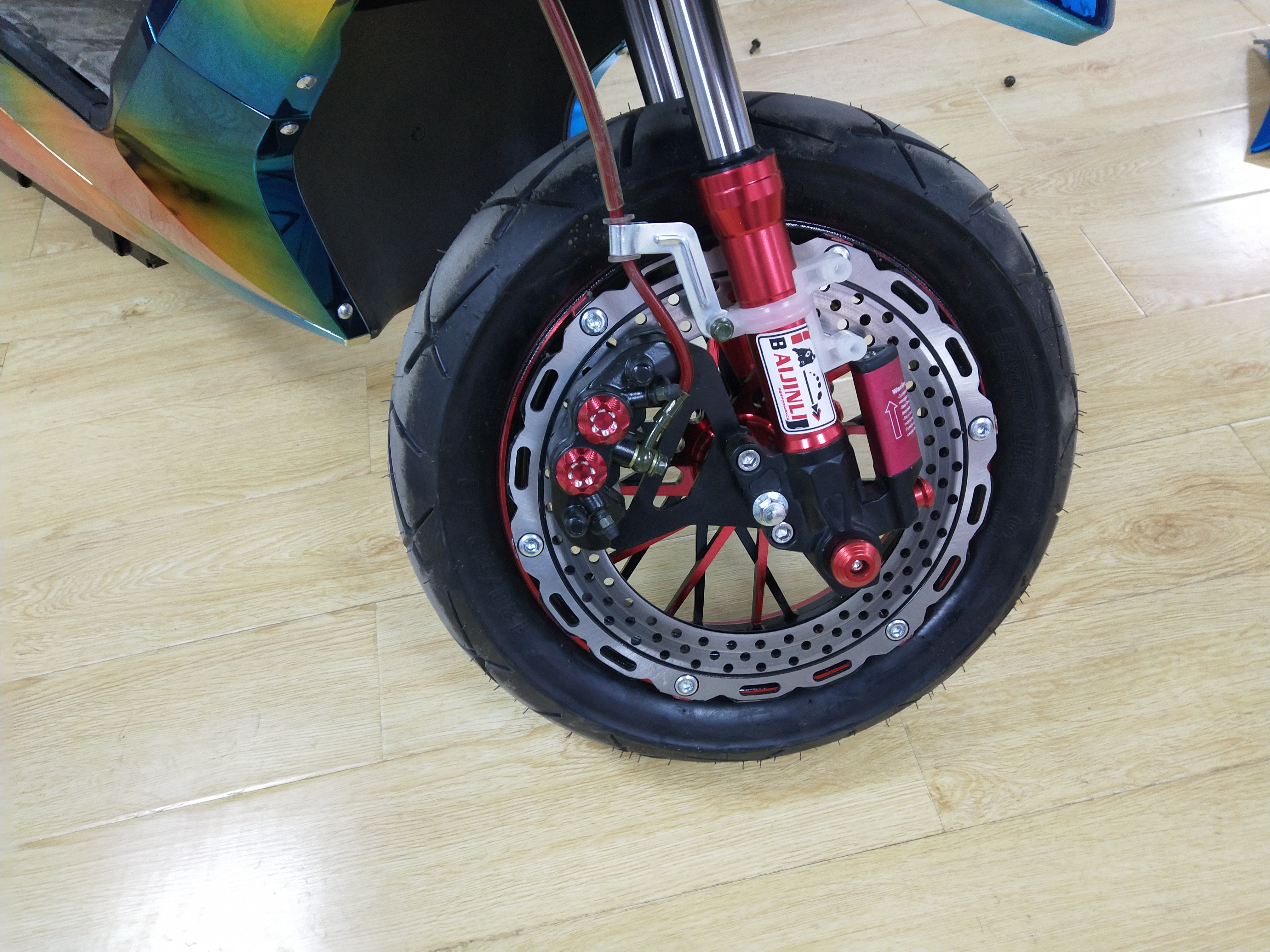 戰(zhàn)* 戰(zhàn)*酷車 改裝車 馬可波羅電動(dòng)車
