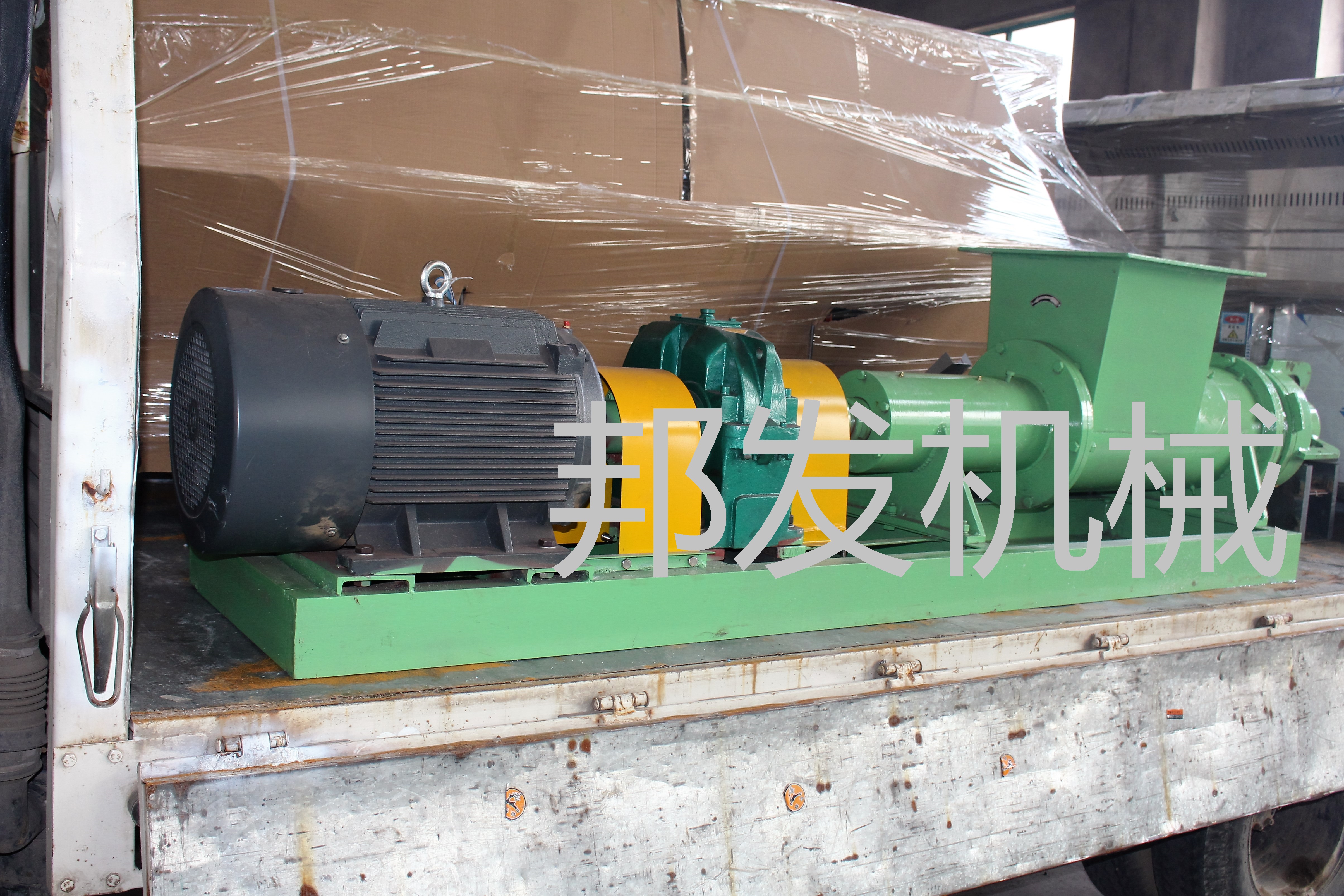 死雞破碎機(jī)，絞碎機(jī)