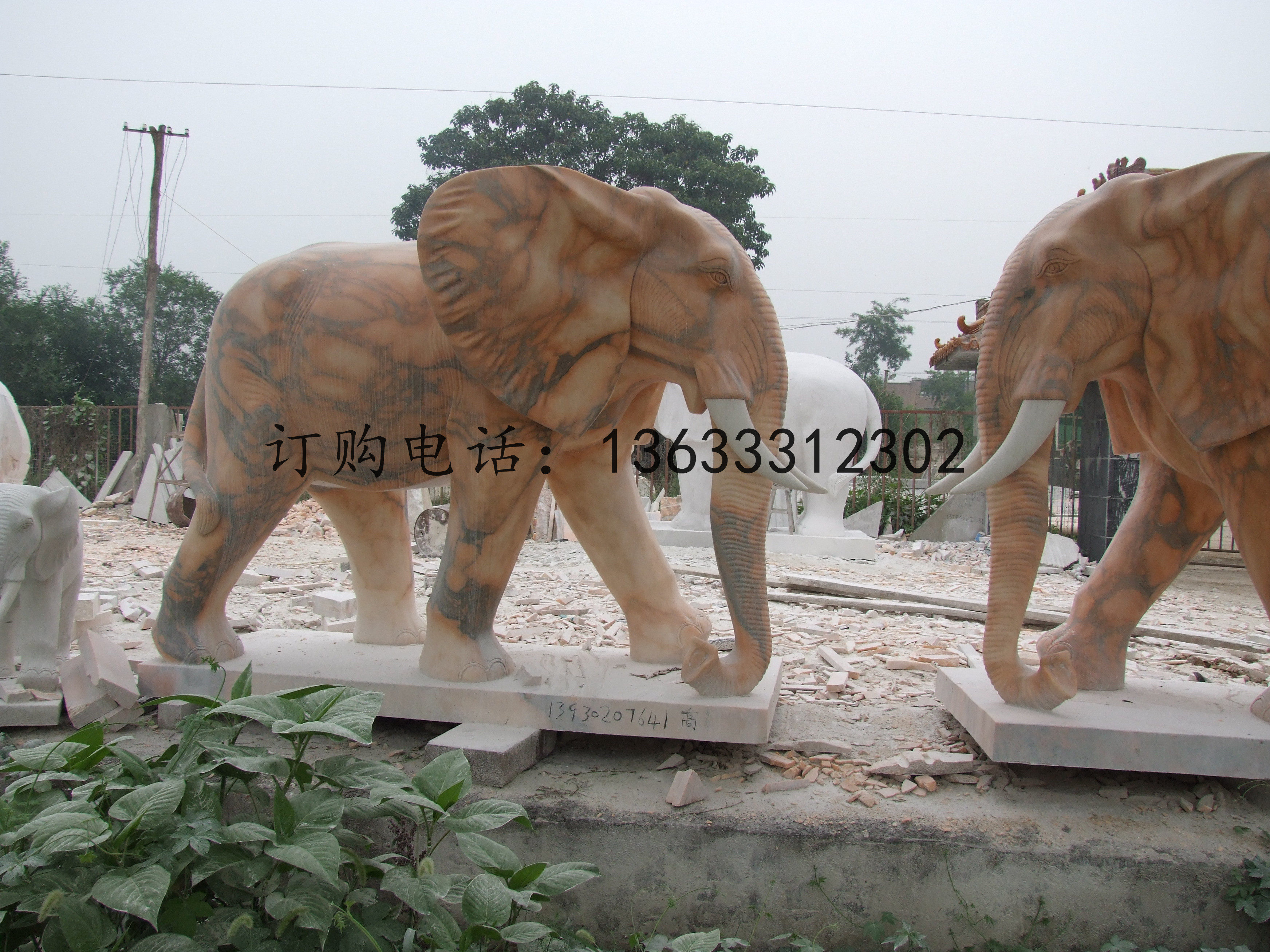 長沙晚霞紅石雕大象雕塑動物雕塑圖