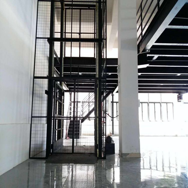 供應(yīng)廣東清遠(yuǎn)鏈條導(dǎo)軌式貨梯廠價(jià)