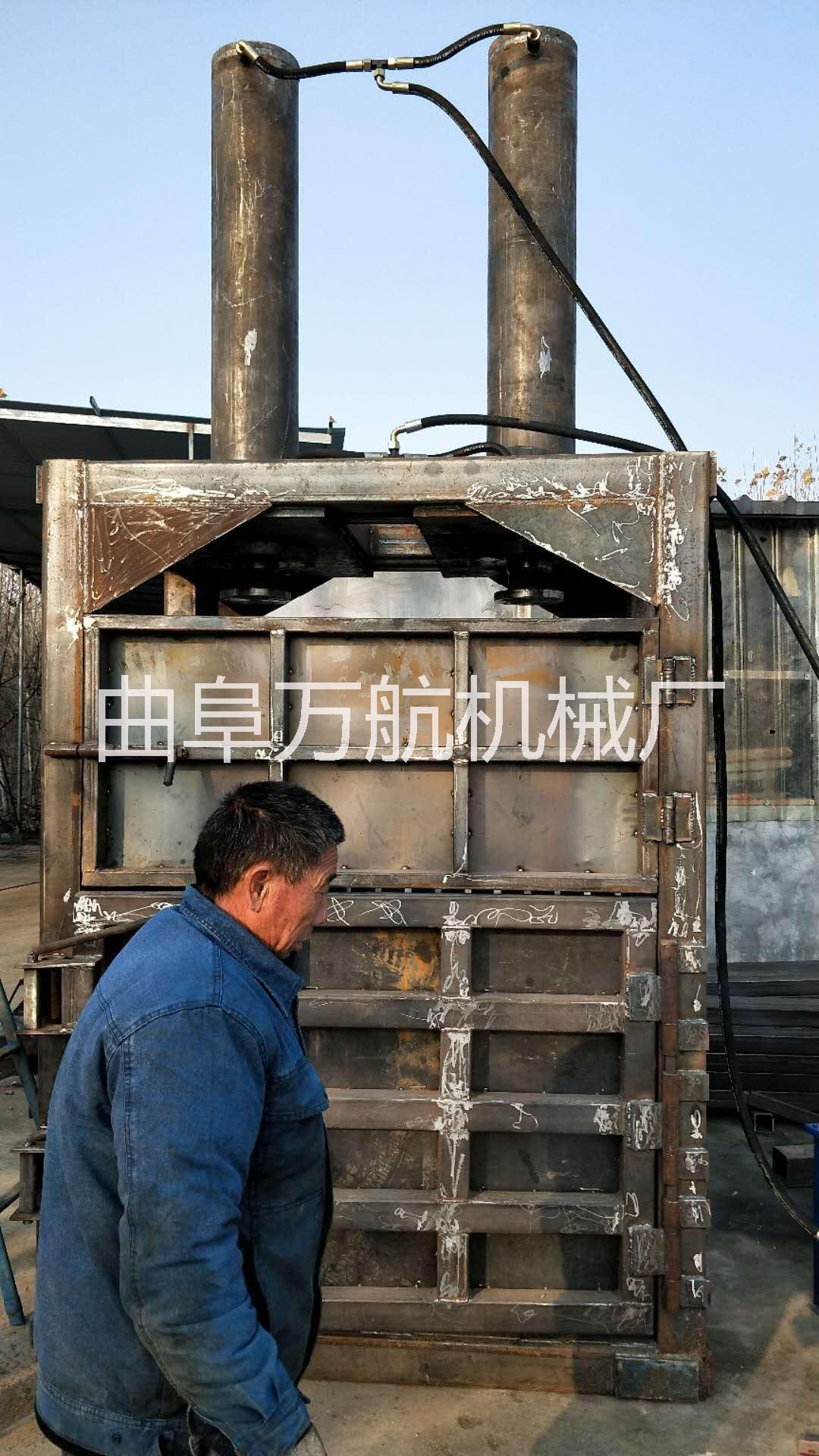 山東廠家銷售小型液壓打包機 廢紙打包機 金屬打包機 山東廠家銷售小型液壓打包
