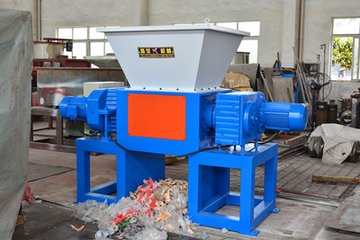 濟寧市田農(nóng)機械有限公司雙軸撕碎機