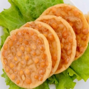 全自動(dòng)高產(chǎn)量豆巴子生產(chǎn)線豌豆餅機(jī)