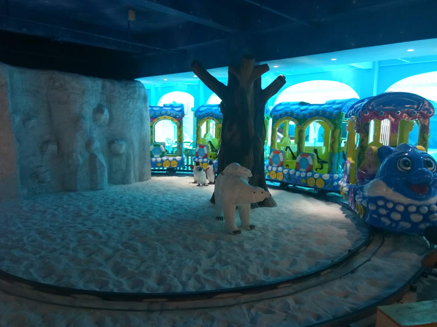 無(wú)軌小火車(chē)/大象無(wú)軌小火車(chē)廠家/大象海洋無(wú)軌小火車(chē)價(jià)格 公園景區(qū)無(wú)軌電瓶海洋小火車(chē)