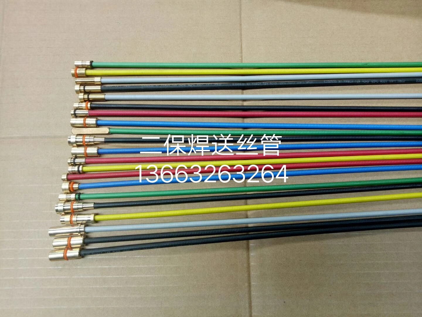 專業(yè)生送絲軟管廠家 扁鋼絲送絲軟管 縱骨焊接送絲管等 石墨送絲管