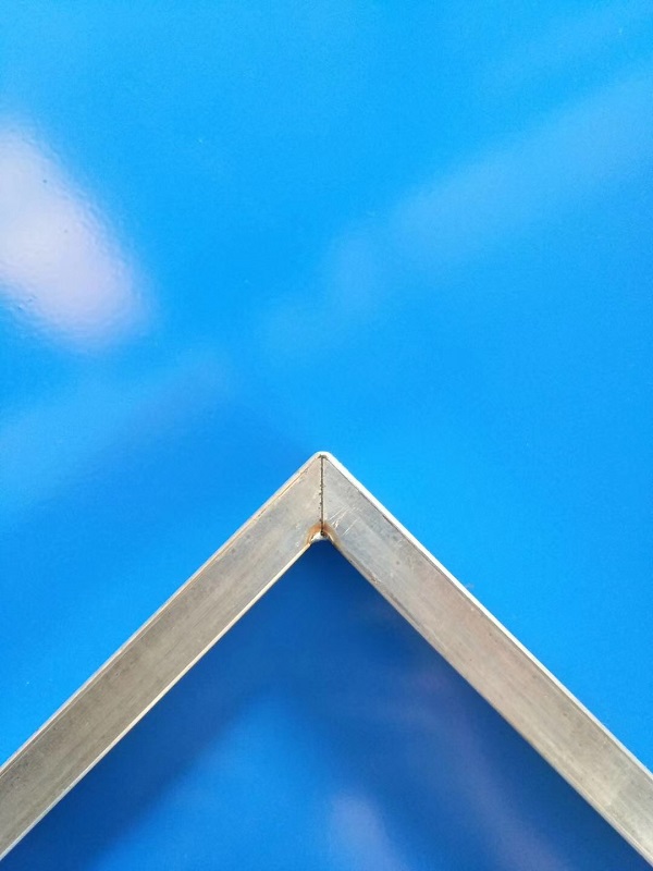 方管 方管沖角機(jī) 不銹鋼沖孔機(jī) 手腳架沖弧機(jī) 多功能液壓沖孔機(jī) 全自動數(shù)控沖孔機(jī)