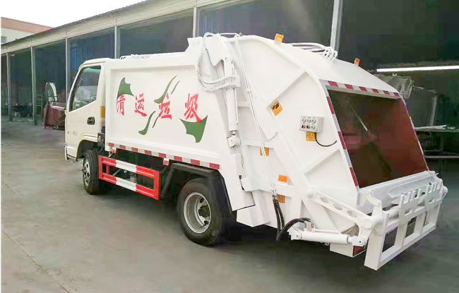 藍(lán)牌凱馬3-4方壓縮垃圾車 市內(nèi)暢通無阻
