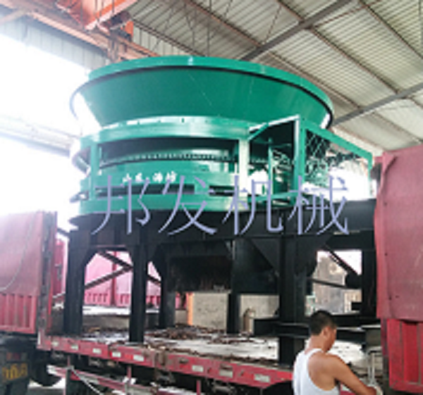 四川大型秸稈粉碎機(jī)，四川全自動(dòng)秸稈粉碎機(jī) ， 自動(dòng)喂料秸稈粉碎機(jī) 圓盤(pán)式秸稈粉碎機(jī)