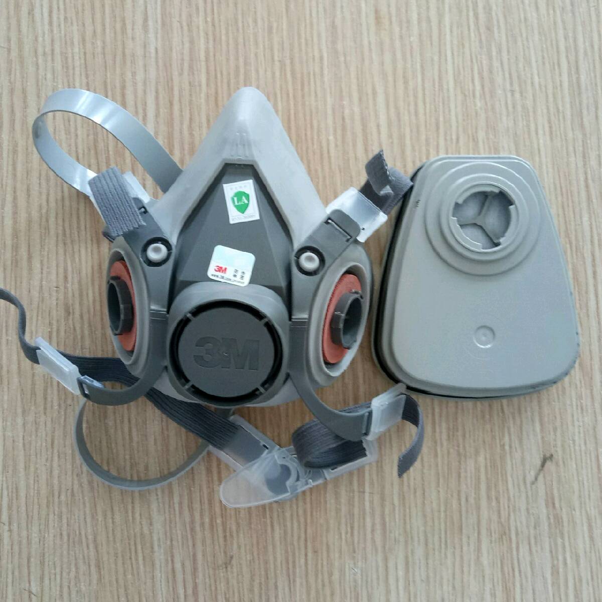 A供應(yīng)東莞3M防護面具/深圳防粉塵面具批發(fā)/廣州防油漆面具價格/東莞3M防毒面具