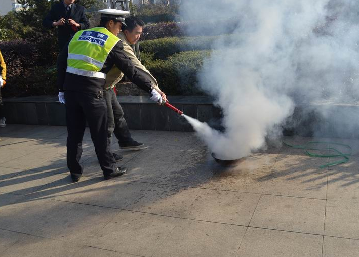 長沙氣溶膠滅火器廠家 氣溶膠滅火器供應(yīng)商 長沙氣體車載滅火器批發(fā) 氣體車載滅火器制造商
