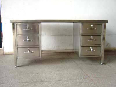實(shí)驗(yàn)室工作臺(tái)多功能工作臺(tái)不銹鋼的創(chuàng)意設(shè)計(jì)