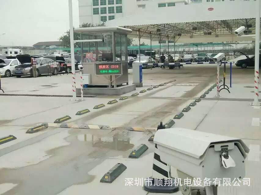 專業(yè)定制不銹鋼收費(fèi)亭 成品崗?fù)?值班室 鋼結(jié)構(gòu)保安...